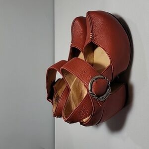 John Fluevog burnt sienna size 6 maryjane clog